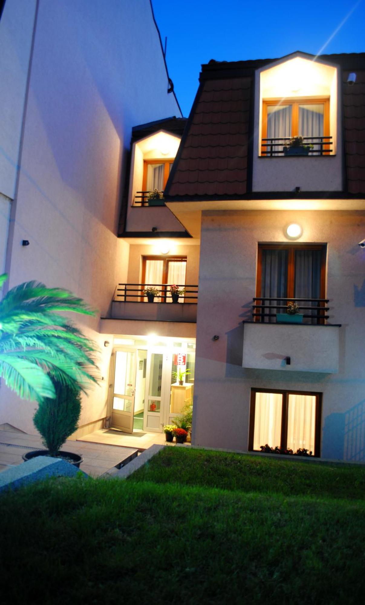 Royal Apartments Smederevo Exterior photo
